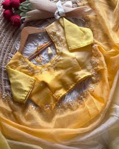 ผ้าส่าหรีสำหรับงานแต่งงานและงานชาติพันธุ์จากผู้ค้าส่งชาวอินเดีย - Product Image 4