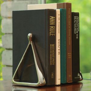 Elegantes sujetalibros de metal para oficina moderna y sala de estudio con acabado elegante y soporte de peso equilibrado - Product Image 5