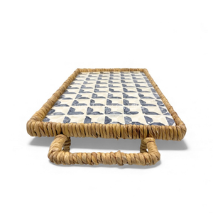 Bandeja de Ratán Hecha a Mano con Incrustaciones de Nácar y Borde de Jacinto de Agua para Servir Alimentos y Decorar Mesas - Product Image 4