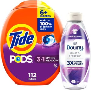Paquete de limpieza profunda: Cápsulas de detergente para ropa Tide PODS, aroma Spring Meadow, 112 unidades + Downy RINSE & REFRESH para lavar la ropa - Product Image 1