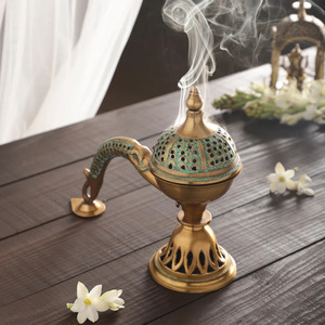 New Latest Design Brass Incense Burner Charcoal Loban Sambrani Dhoop Bakhoor Burner With Handle for Home Fragrance Bakhoor - Product Image 3