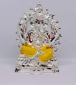 Premium Argent Plaqué À La Main En Métal Artisanat Art Décor Seigneur Ganesha Idol Figurine Jaune Tenue Trône Décoratif pour La Maison - Product Image 2