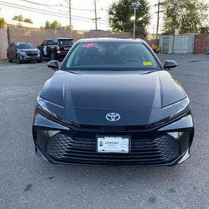 Toyota Camry LE FWD Hybride 2025, berline, état neuf, boîte de vitesses automatique, intérieur clair, moteur turbo, transmission intégrale, pneus R19 - Product Image 1