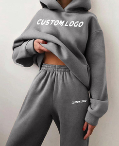Conjunto de Sudadera con Capucha y Pantalones de Algodón Grueso con Logotipo Personalizado, Conjunto Deportivo de Color Sólido con Hombros Caídos para Mujer - Product Image 1