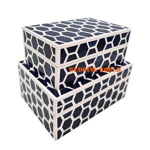 Boîte à bijoux en bois de forme personnalisée porte-bijoux fantaisie de créateur fait à la main de table boîte de collier fantaisie classique et élégante - Product Image 3