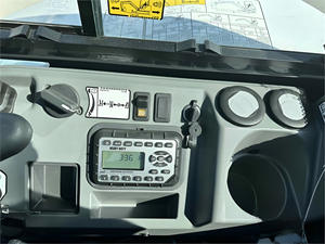 Oferta de fábrica de modelos superiores de segunda mano 2023 Bobcatt E35 a la venta y disponible para entrega en todo el mundo - Product Image 6