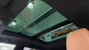 OFFRE EXCLUSIVE 2025 AU-DI R-S Q-8 PERFORMANCE TRANSMISSION AUTOMATIQUE V8 CYLINDRES - Product Image 4