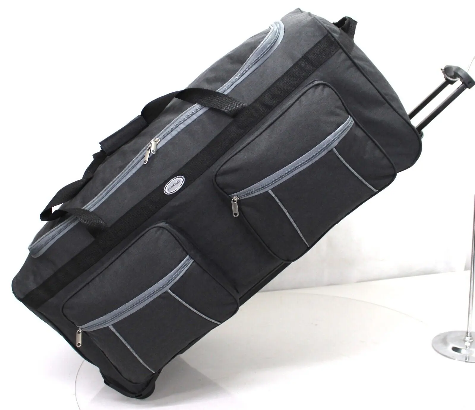뜨거운 맞춤형 최고 품질의 PU 캔버스 스포츠 전문 훈련 플레이어 배낭 더플 여행 가방 저렴한 크리켓 키트 가방
