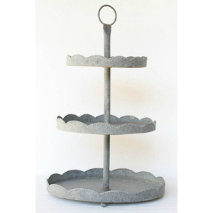 ถาดโลหะชุบสังกะสีแบบสามชั้นขอบเป็นรูปหอยเชลล์สำหรับบ้านไร่แบบชนบทที่เก็บขนมหวานสำหรับงานปาร์ตี้ในครัว - Product Image 1