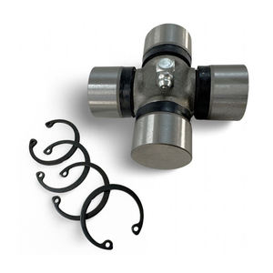 Pièces de rechange pour tracteur de tractopelle, Joint universel, 580M, alternateur 393231A1 - Product Image 1