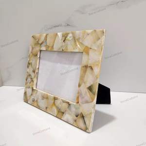 Marco de fotos de estilo náutico de lujo hecho a mano con incrustaciones de nácar decoración de pared de concha de mar y decoración de pared de mesa ágata - Product Image 4