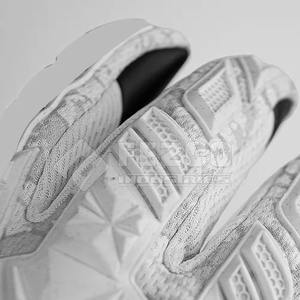 Gants de gardien de but de football en cuir de qualité supérieure avec absorption des chocs et prise en main améliorée de haute qualité - Product Image 5