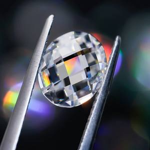พลอยสังเคราะห์ที่ได้รับการรับรองจากเพชรวงแหวนทรงวงรีทรงกลมแบบใช้มือ VVS2ทรงหลวมสำหรับการทำเครื่องประดับ - Product Image 5