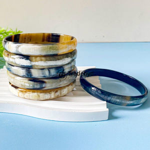 กำไลข้อมือฮอร์นธรรมชาติสุดหรูทำด้วยมือสไตล์ช่างฝีมือเครื่องประดับแฟชั่นพรีเมี่ยมสำหรับทุกเพศของขวัญหลายขนาด - Product Image 4