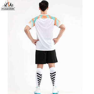 Uniforme deportivo de manga corta para hombre, uniforme de fútbol de calidad superior, por FM LOGAN Sports - Product Image 3