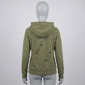 Sweat à capuche personnalisé pour femme, en molleton bouclette épais, imprimé hiver, vert olive, style vintage grunge, effet usé et déchiré avec trous de mites - Product Image 2