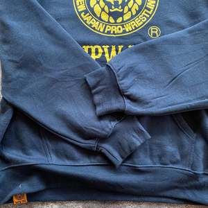 เสื้อฮู้ดพิมพ์ลายพัฟสำหรับผู้ชายเสื้อฮู้ด1972 Njpw งานปักตามสั่ง - Product Image 3