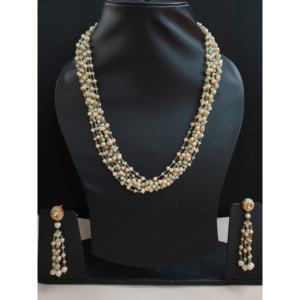 Collar Pequeño de Cuentas de Turquesa y Perla con Colección de Collares de Perlas Elegantes en Tono Dorado - Product Image 2