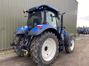 Tractor Agrícola New Holland T6.155 Usado en Buen Estado, Bajo Consumo de Combustible - Product Image 5