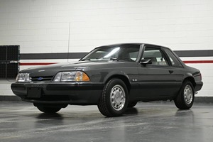 Ford Mustang LX 5.0 Coupe de 1989 - Product Image 3