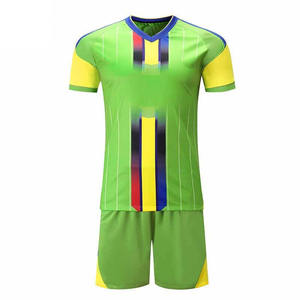 Kit de uniforme de sublimación de secado rápido, uniformes de fútbol, camiseta de fútbol reversible y pantalón, uniforme deportivo al aire libre - Product Image 4