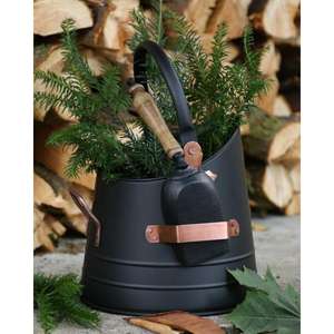 Cubo de carbón de hierro de inspiración vintage para chimenea o estufa y diseño robusto y elegante con carácter antiguo - Product Image 3