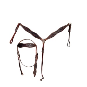 Juego de cuello de pecho de caballo y caballete más buscado Logotipo personalizado Tachuela occidental Productos de cuero genuino de temporada de cuero de vaca - Product Image 1
