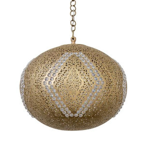 Linterna de metal de lujo con diseño de troquelado en diseño de acabado dorado nuevo último estilo de moda linterna de metal decoraciones para el hogar - Product Image 1