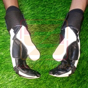 Venta caliente Guantes de béisbol suaves profesionales Los mejores guantes de cuero con 0,8mm de espesor Durable y ajustable - Product Image 6