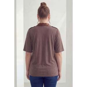 Blusa modal de talla grande con hombreras y cremallera, color marrón - Product Image 4