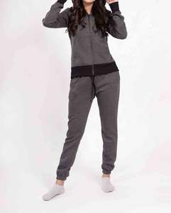 Ensemble de jogging respirant en coton 100% avec capuche à fermeture éclair et poche cargo, en dentelle unie d'hiver personnalisée, lavé à l'acide - Product Image 4