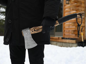 Hacha vikinga de acero de Damasco 2025 hecha a mano, mango de madera grabado personalizado, Funda de cuero, grado Industrial, gran oferta, Etiqueta Privada - Product Image 6