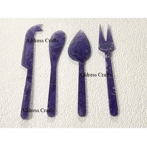 Qualité supérieure Couleur personnalisée Résine Résine Fromage Ensemble Décor De Table Couverts Épandeur Couteau À Fromage Fourchette Blanc Tourbillon Résine Ustensiles De Cuisine - Product Image 1