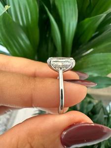 แหวนเพชรสำหรับผู้หญิงสำหรับงานหมั้นและแต่งงานเครื่องประดับชั้นดีดีไซน์เนอร์สำหรับผู้หญิงแหวนของขวัญจากนักออกแบบ - Product Image 2