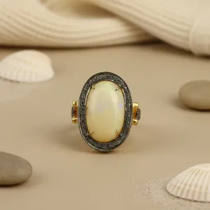 Bague tendance pour femme en pierre jaune plaquée or rose avec incrustation en laiton et anneau de montre - Product Image 1