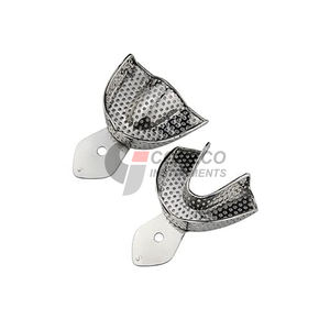 Plateaux perforés modulaires en acier inoxydable, système de bordure personnalisable, adaptés à diverses tailles d'arche de patient - Product Image 1