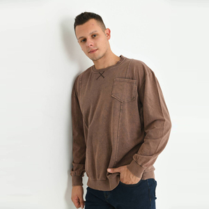 Jersey de punto de algodón de manga larga con cuello redondo acanalado para hombre y OEM con logotipo personalizado y prendas de punto de alta calidad con logotipo personalizado - Product Image 5