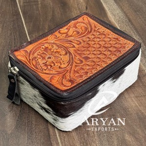 Boîte à bijoux portable en cuir usiné à la main de haute qualité personnalisée pour les femmes sac de rangement de bijoux de voyage en cuir de vachette - Product Image 1