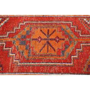 Tapis de 3,2 x 11 pieds, tapis turc vintage, tapis rouge uni - Product Image 4