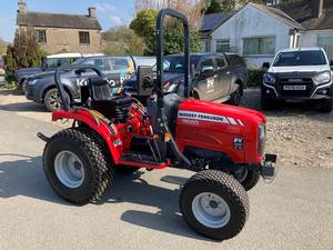 Tracteur agricole de qualité Massey Ferguson 1520 Tracteur compact à vendre - Product Image 3