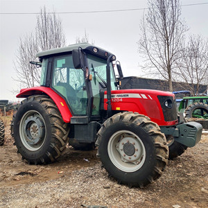 Tracteur agricole à roues 4x4 diesel Massey Ferguson 5465 70 CV neuf et pas cher, cabine fermée, transmission par engrenages - Product Image 3