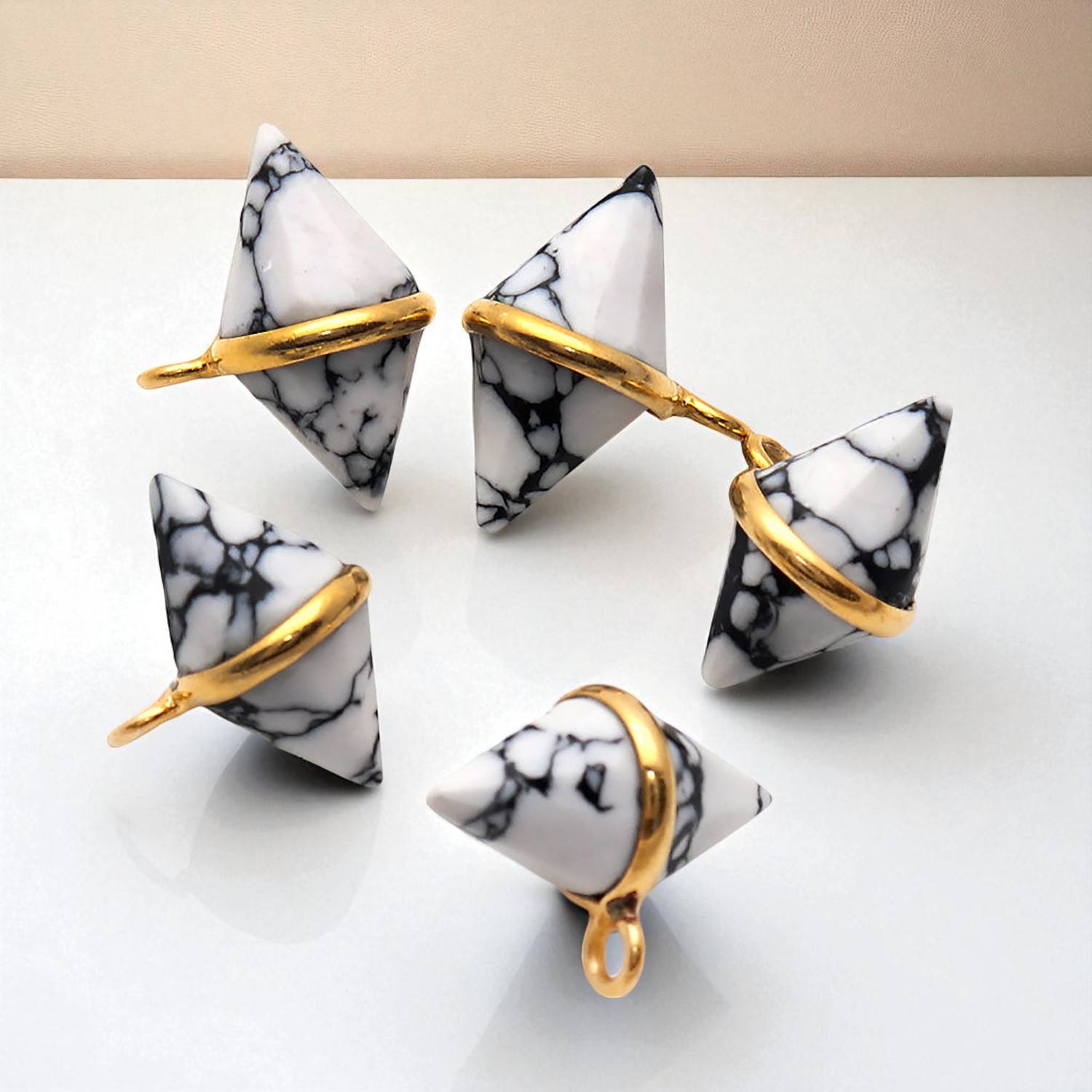 ฮาวไลท์