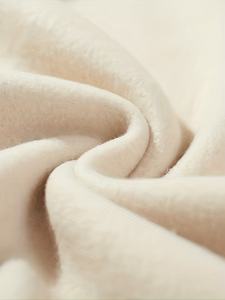 Vente en gros Personnalisé Designer Inspiré Pressé à Chaud Doux Sol Étiquette de Transfert de Chaleur Vêtements Sweat à Capuche pour Femmes - Product Image 4