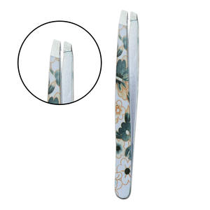 Pince à épiler professionnelle en acier à haute teneur en carbone de 9,7 cm à pointe florale inclinée, avec manche confortable fait main, pour sourcils, poils incarnés et élimination des éclats cutanés - Product Image 4