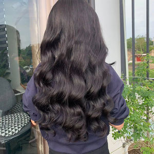 Perruque en cheveux vierges Remy vietnamiens de 100g, ondulée, avec extension frontale en dentelle, trame simple, densité 180, style pré-collé à la kératine - Product Image 1