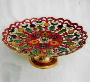 Bol à fruits en laiton de bonne qualité à bas prix Vaisselle Stockage de fruits Bol artisanal fabriqué en Inde. - Product Image 1