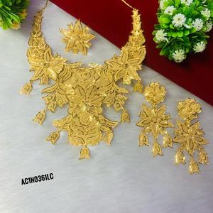 Conjunto de Collar Chapado en Oro, Nuevo Diseño, Conjunto Corto - Product Image 2