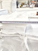 Plinthe en marbre blanc Ibiza de qualité supérieure 20x30, polie, fabriquée en Turquie, pour salles de bain, cuisines, douches et murs de villas - Collection 2025