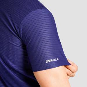 เสื้อกอล์ฟผ้าถักลายปักระบายอากาศได้ดี รุ่น DOT Texture สำหรับโปโล (สีน้ำเงินรอยัล) ไซส์ 6XL ความยาวสั้น ลายพิมพ์แบบ Sublimated รับผลิตแบบ ODM - Product Image 5