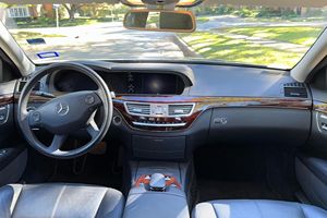 Mercedes-Benz S550 2007 d'occasion, environ 36 800 miles, moteur V8, provenance du Texas, non modifié - Product Image 3
